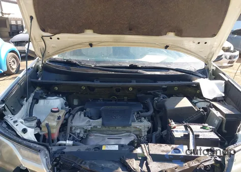 2015 Toyota Rav4 Xle z USA, uszkodzony, nr VIN JTMRFREV5FD162481